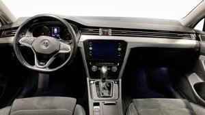 Volkswagen Passat bild 10