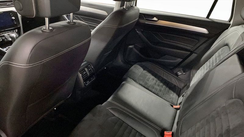 Volkswagen Passat bild 11