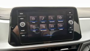 Volkswagen T-Roc bild 15