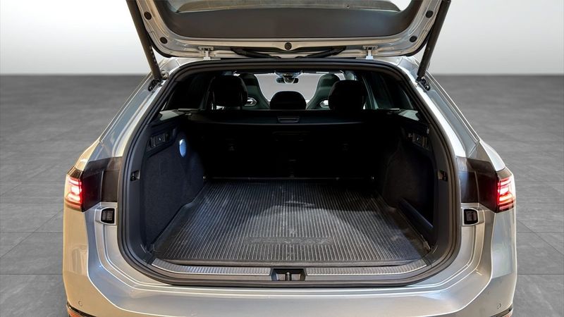 Volkswagen Passat bild 13