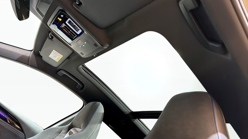 Volkswagen Passat bild 9