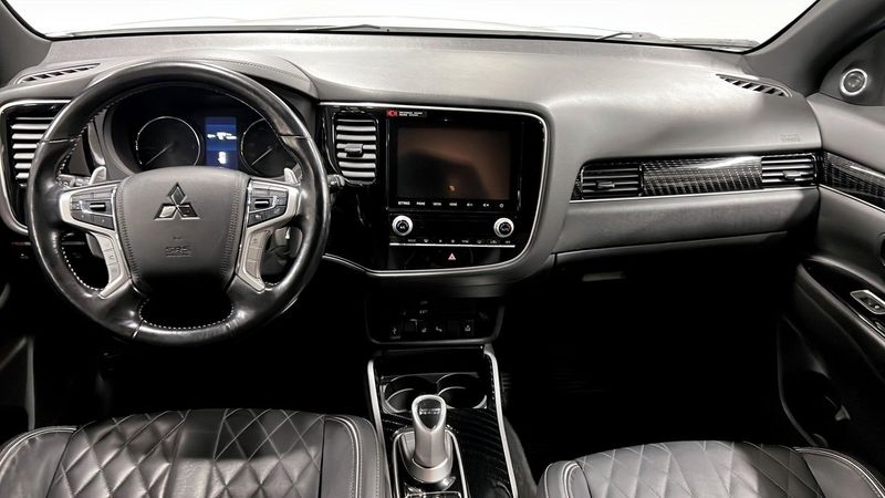 Mitsubishi Outlander bild 10