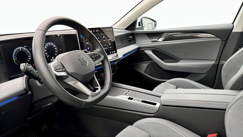 Volkswagen Passat bild 7