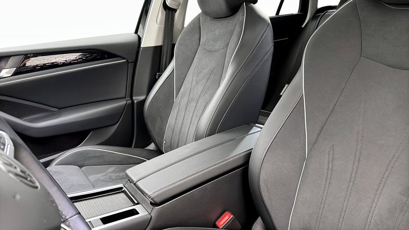 Volkswagen Passat bild 8
