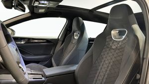 Volkswagen Passat bild 8