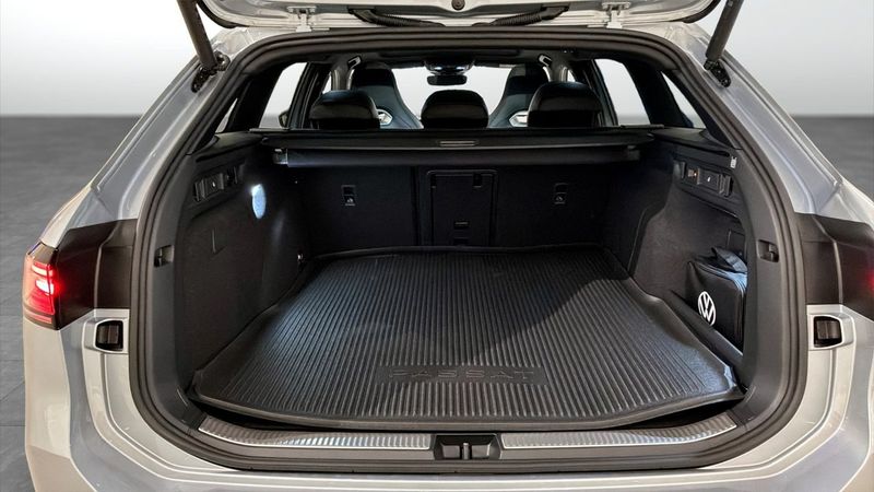 Volkswagen Passat bild 13