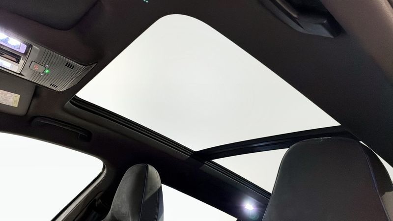 Volkswagen Passat bild 9