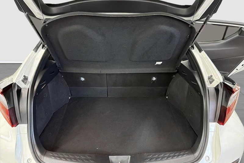 Toyota C-HR bild 11