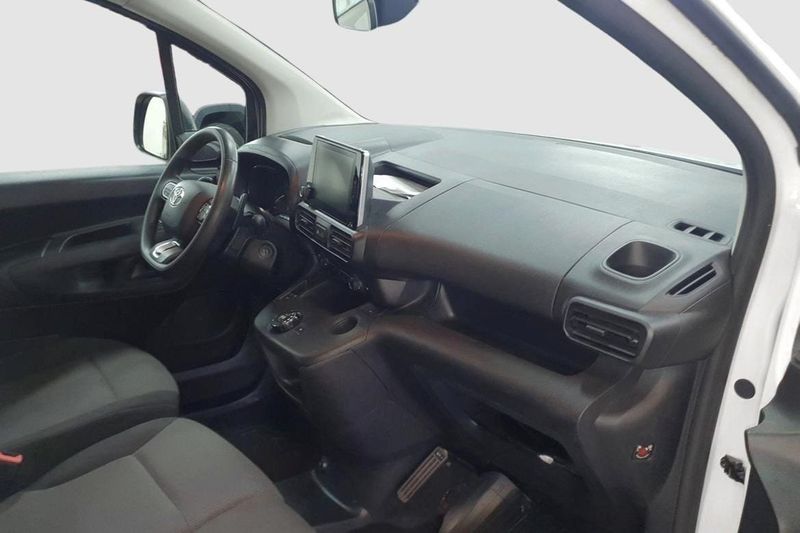 Toyota Proace bild 6