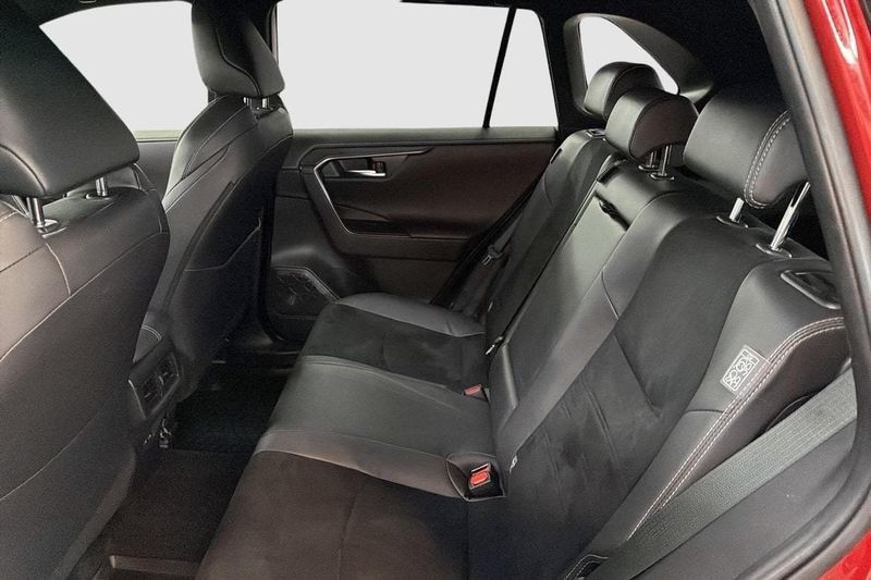 Toyota RAV4 bild 8