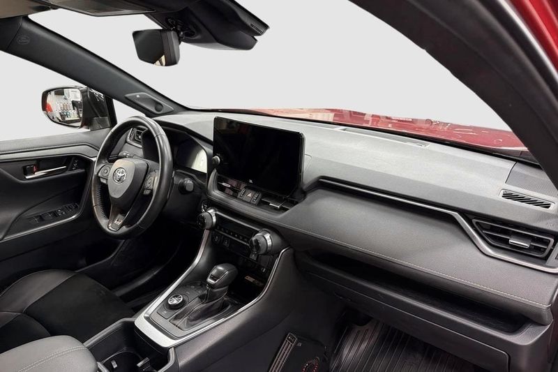 Toyota RAV4 bild 6