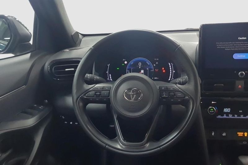 Toyota Yaris Cross bild 10