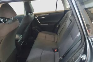 Toyota RAV4 bild 8