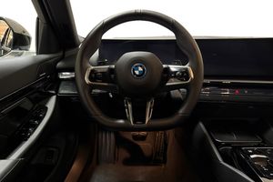 BMW 530 bild 9