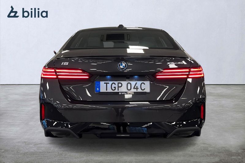 BMW i5 bild 4