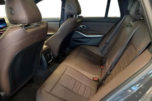 BMW 330 bild 5