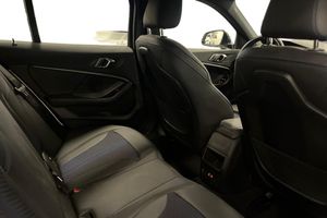 BMW 118 bild 7