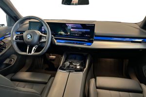 BMW 520 bild 8