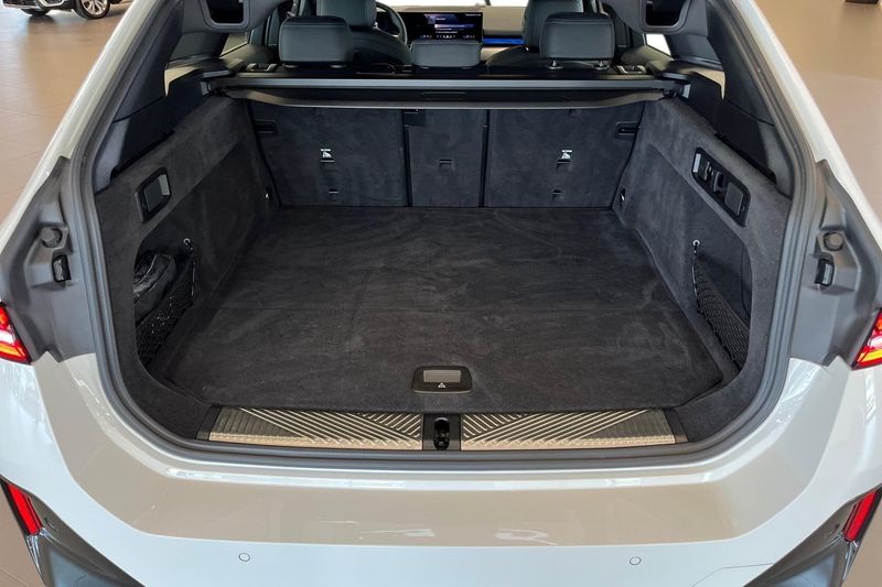 BMW 520 bild 10