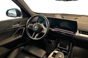 BMW X1 bild 9