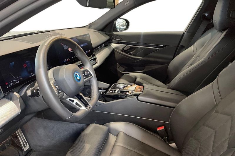 BMW 530 bild 12