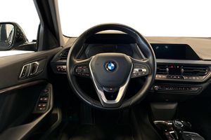 BMW 118 bild 9