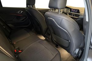 BMW 118 bild 7