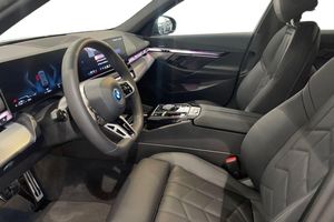 BMW 530 bild 11