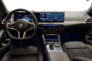 BMW 330 bild 8