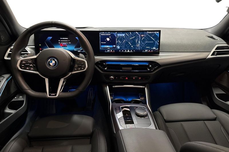 BMW 330 bild 8
