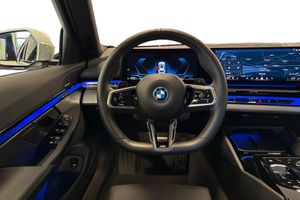 BMW 530 bild 9