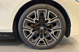 BMW 530 bild 13