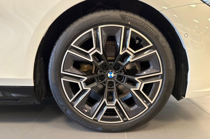 BMW 530 bild 13