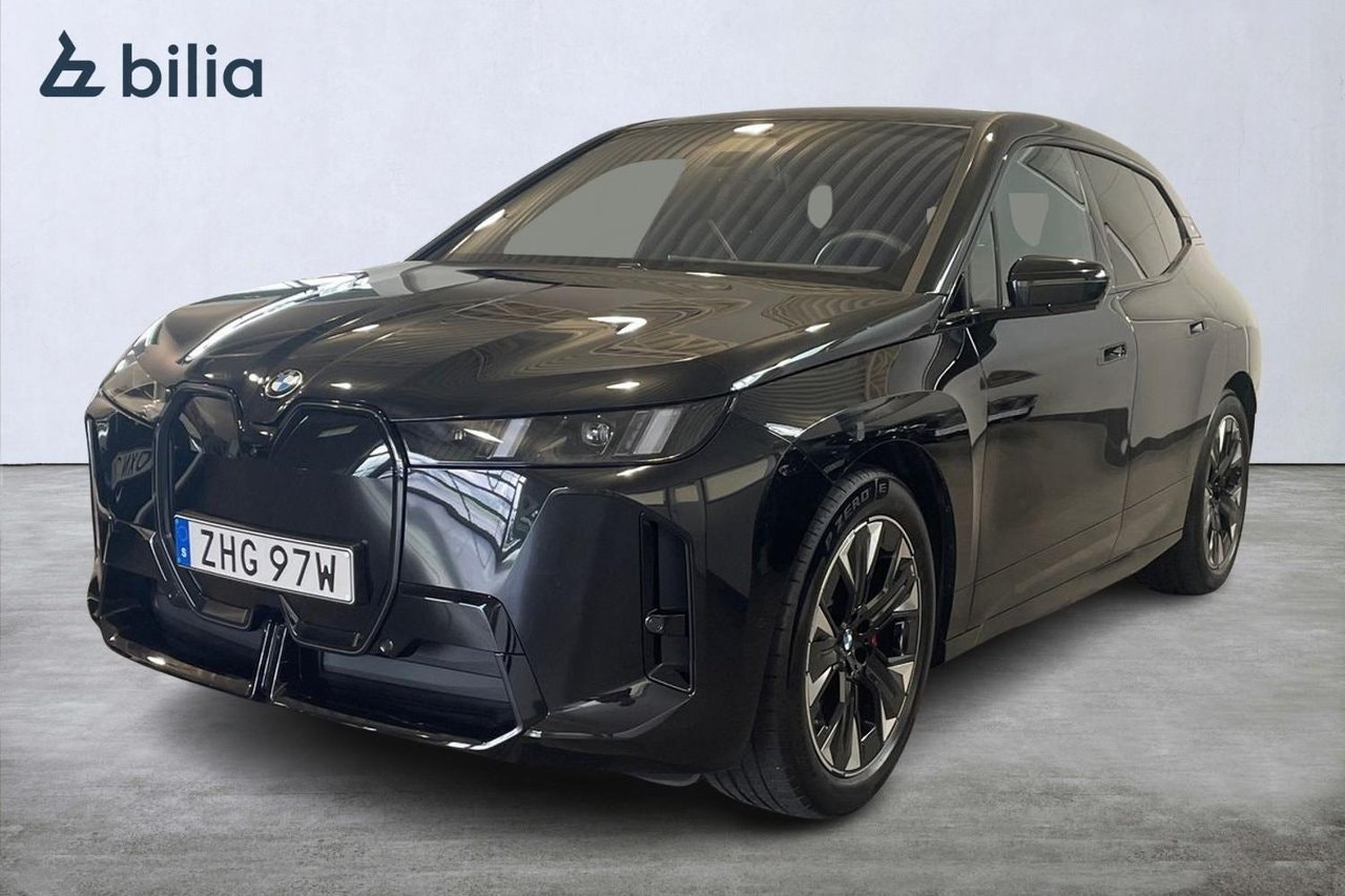 BMW iX