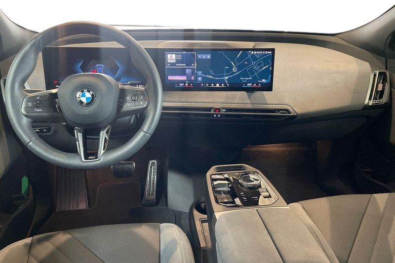 BMW iX bild 8