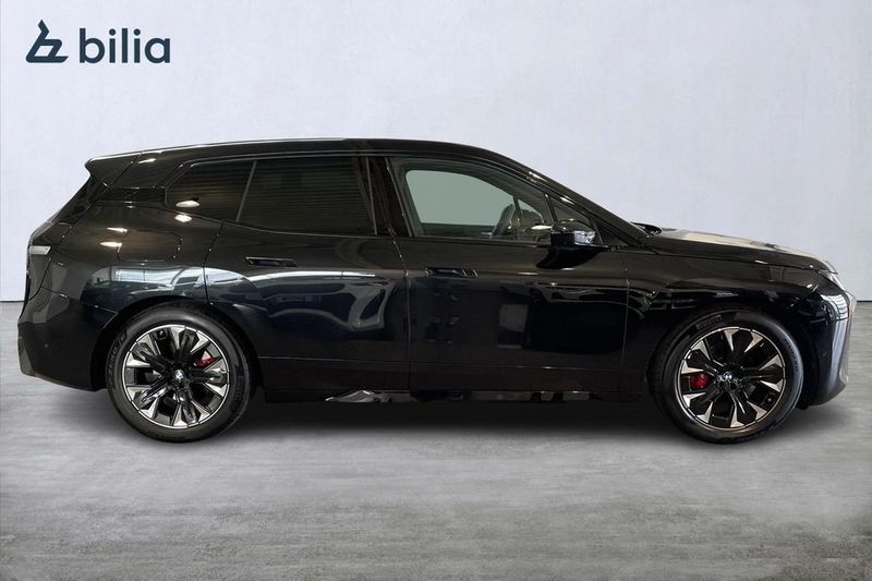 BMW iX bild 16