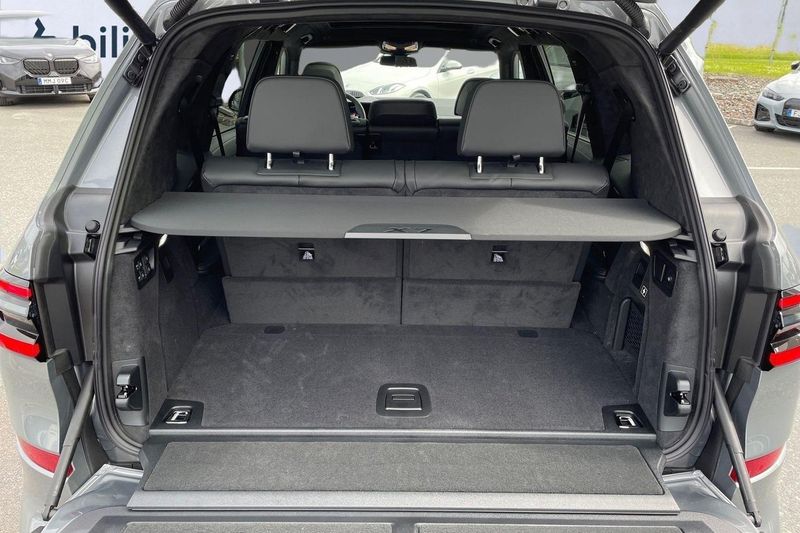BMW X7 bild 10