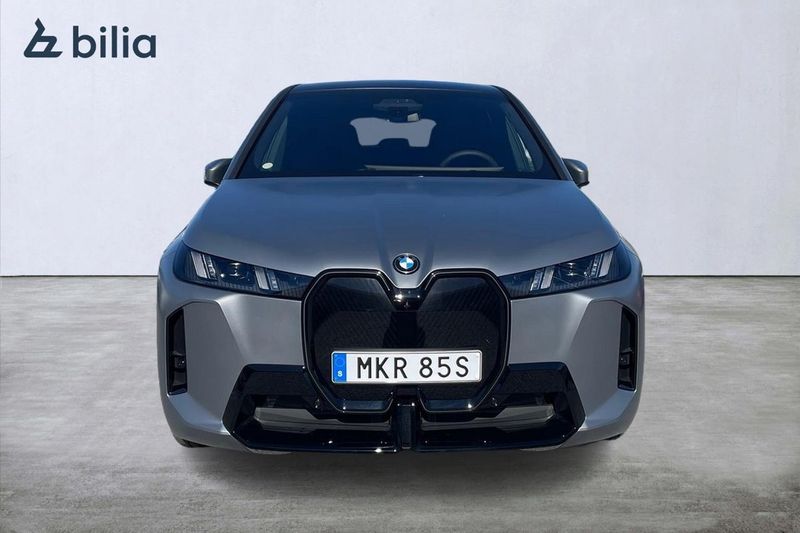 BMW iX bild 5