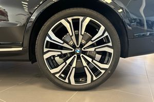 BMW X7 bild 15