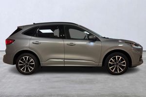 Ford Kuga bild 3