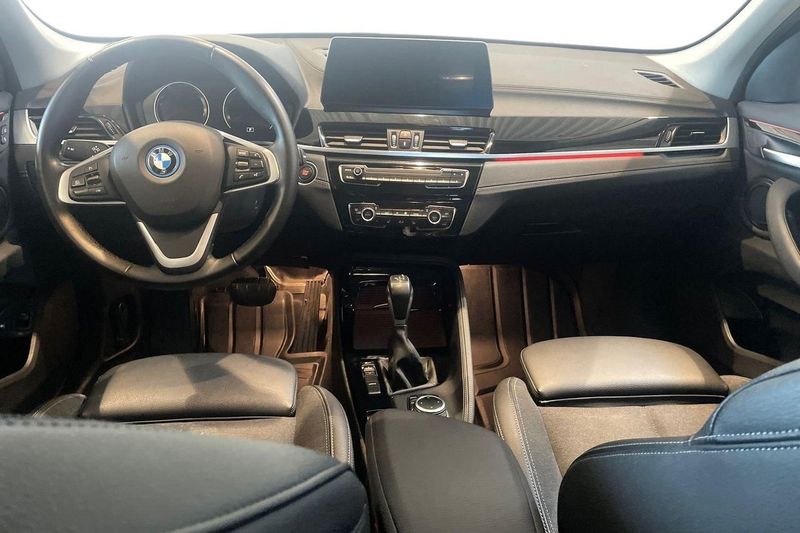 BMW X1 bild 8