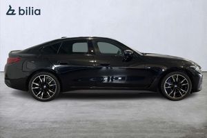 BMW i4 bild 16