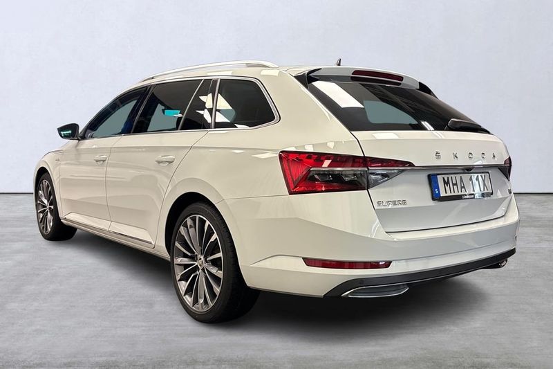 Skoda Superb bild 4