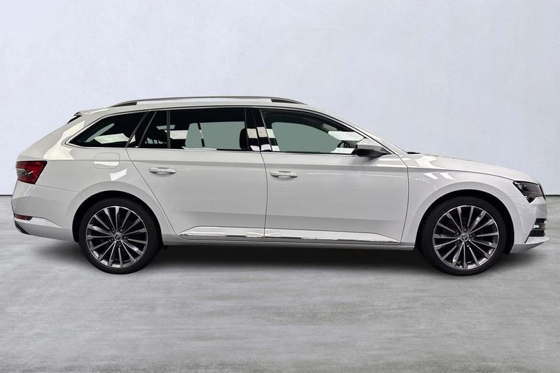 Skoda Superb bild 3