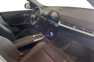 BMW iX1 bild 6