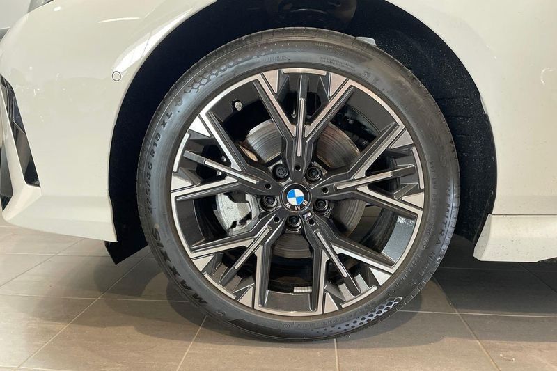 BMW 120 bild 15