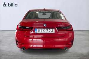 BMW 330 bild 4
