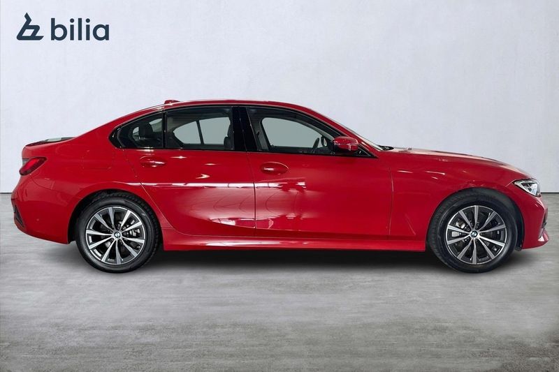 BMW 330 bild 16