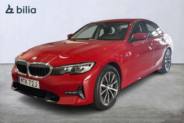 BMW 330 e Sedan Modell Sport Line | PDC | Värmare | BiliaDays26 - 2021