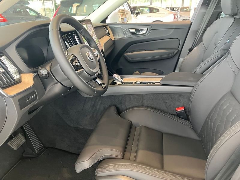 Volvo XC60 bild 3